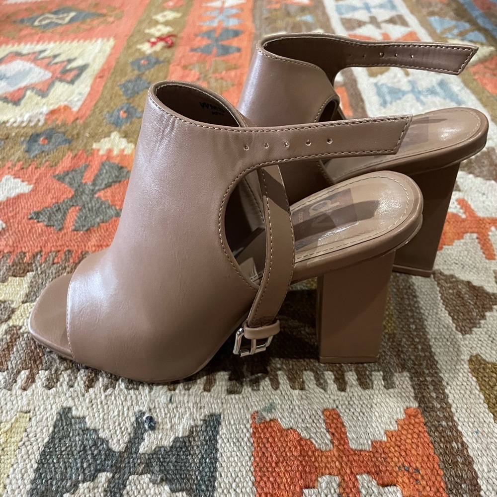 Dolce Vita heels size 7. Worn 2x.